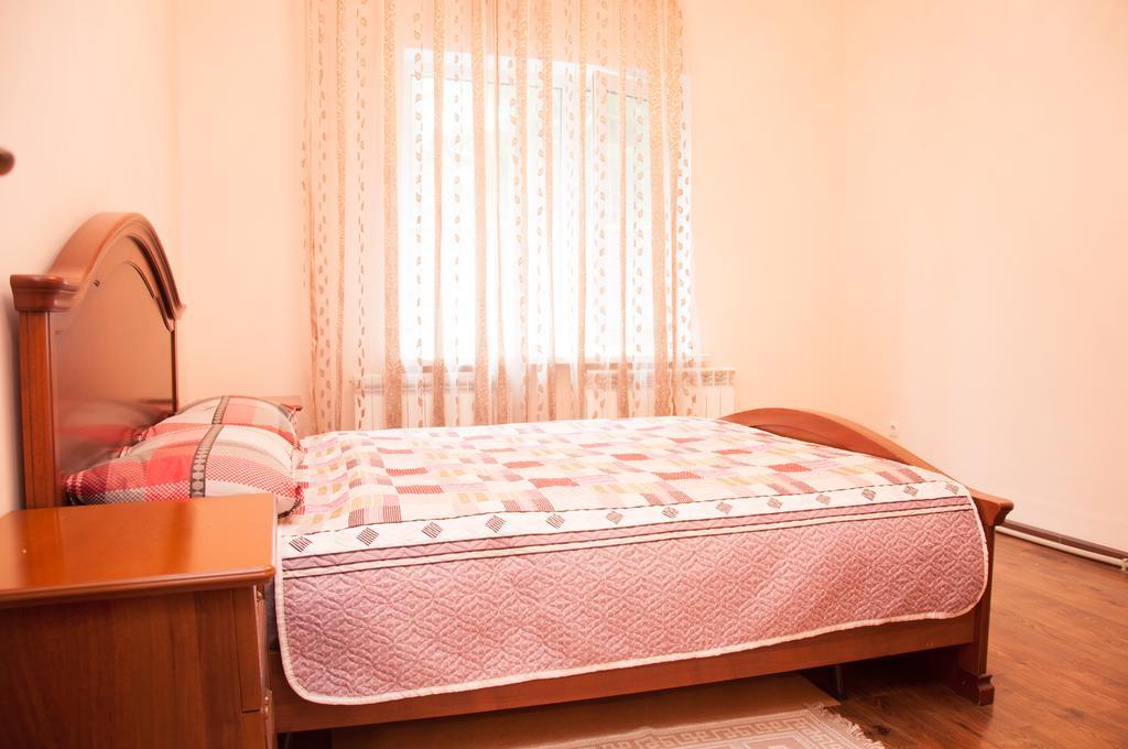 Almaty Backpackers Hostel Kamer foto